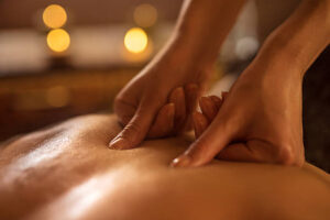 Shiatsu - Spa Shakti - Massagem Tântrica | Mix de Massagem | Relaxante entre outras Terapias